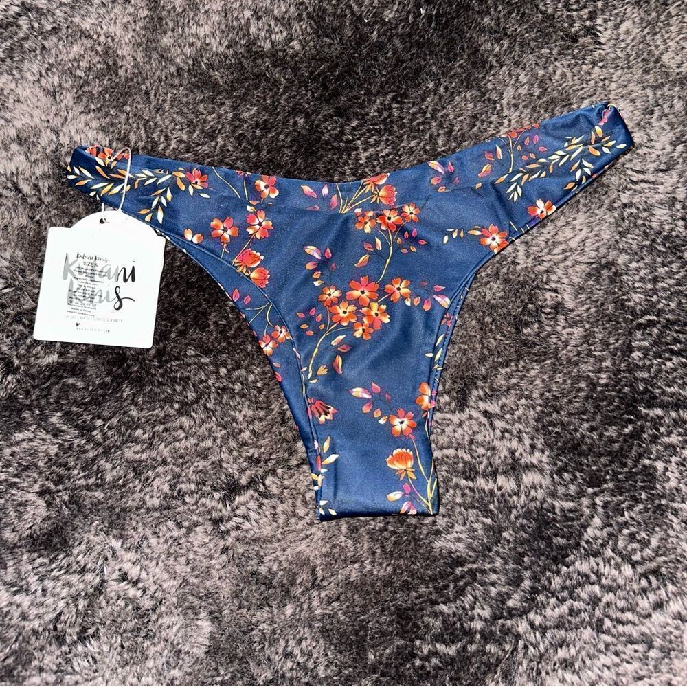 BNWT Kulani Kinis Navy Blue Floral Fleur Minimal Very Cheeky Bikini Bottom Sz S